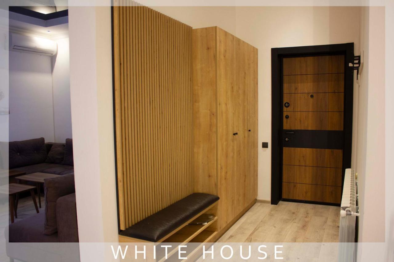 White House Villa Tbilisi Bagian luar foto