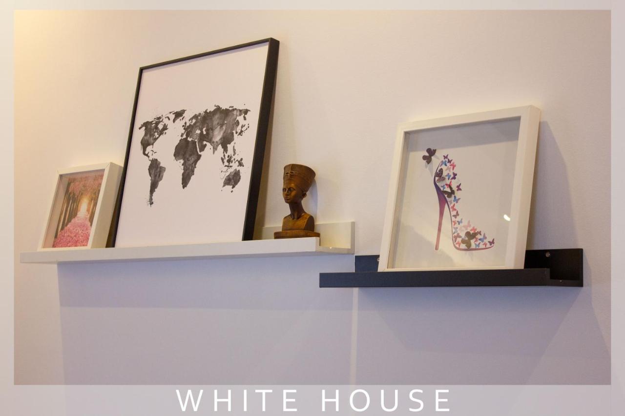 White House Villa Tbilisi Bagian luar foto