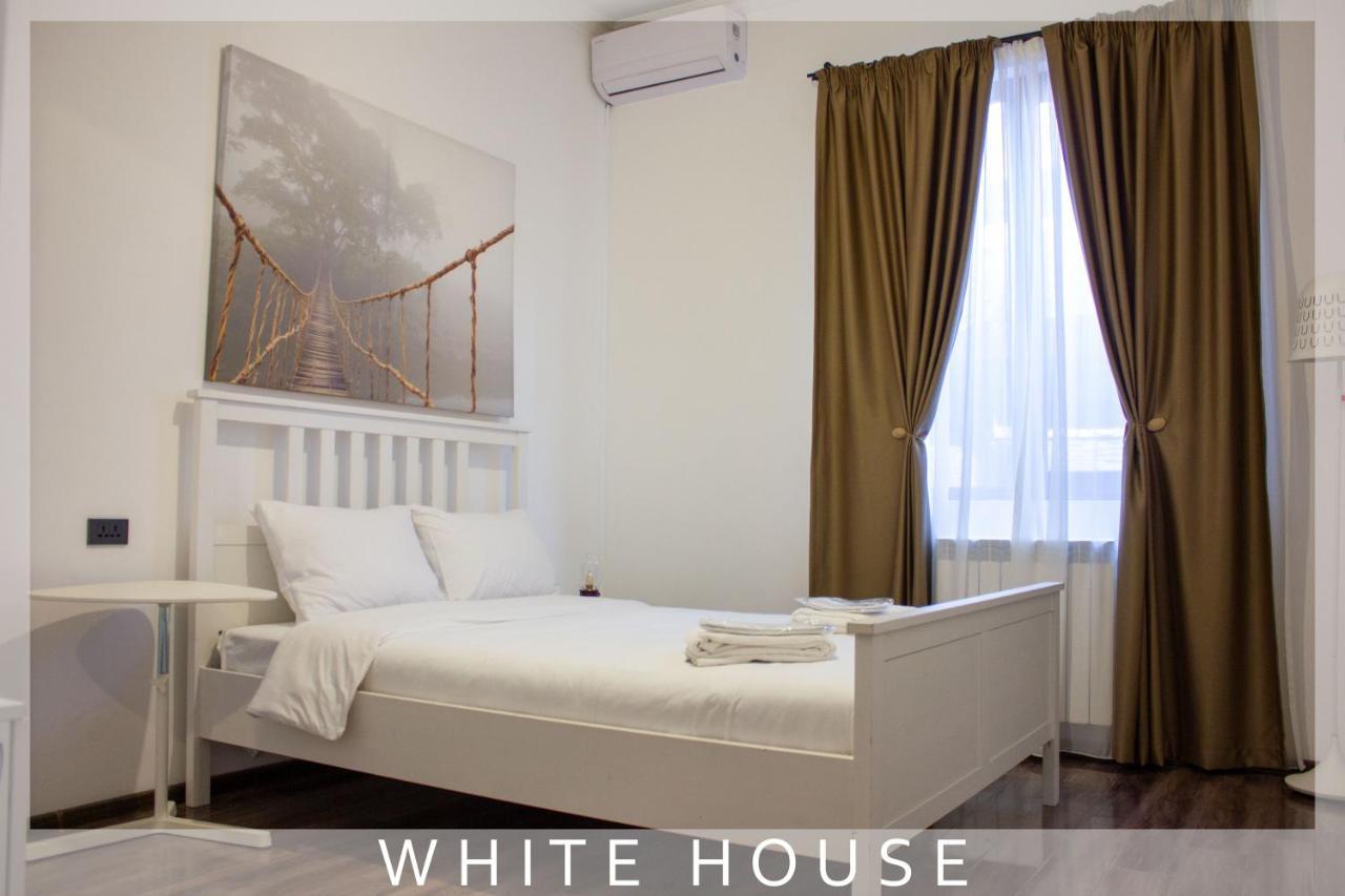 White House Villa Tbilisi Bagian luar foto