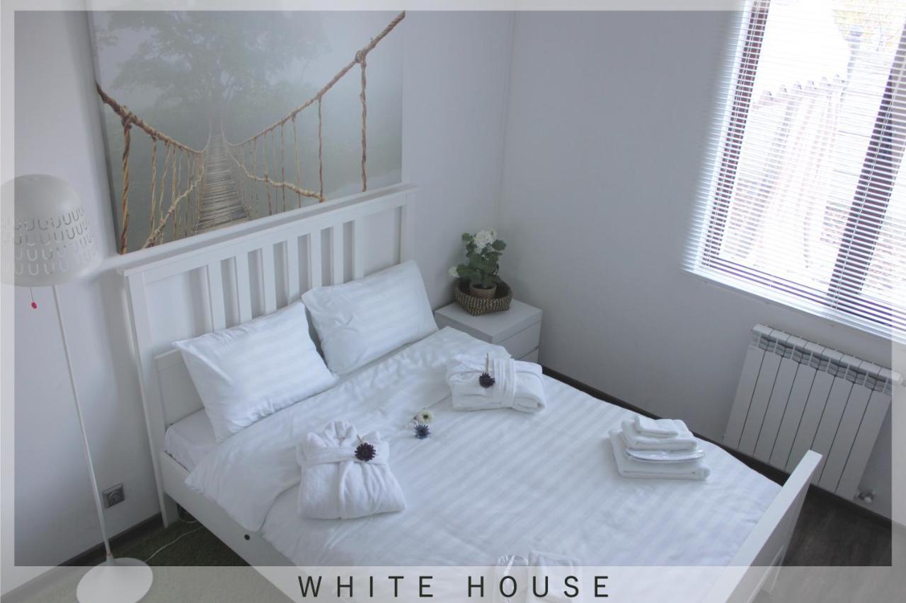 White House Villa Tbilisi Bagian luar foto